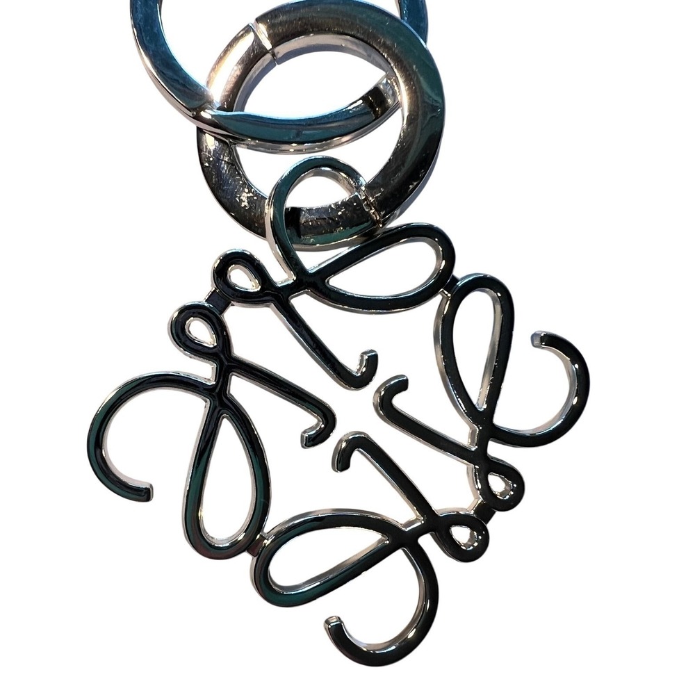 Loewe Anagram Logo Silver Keychain Bag Charm Key Ring - Picture 2 of 3